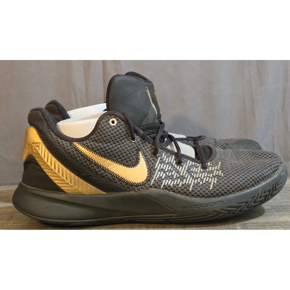 Nike Kyrie Flytrap 2 Athletic Sneakers Men's Size 12 Black Gold